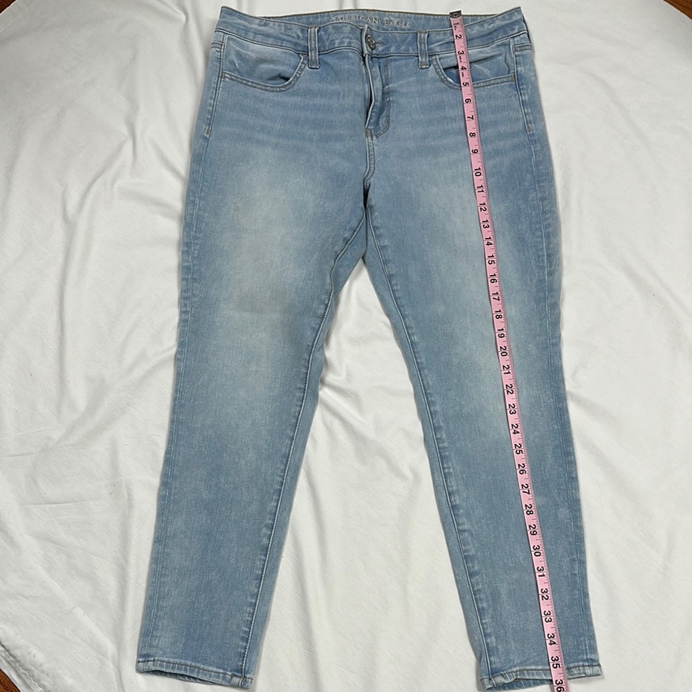 AEO Light Blue Women's Jeans - Picture 2 of 10